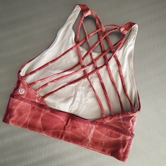 Lululemon Free to Be High-Neck Long-Line Bra Light Support Mulled Wine sz 6 - Picture 2 of 9